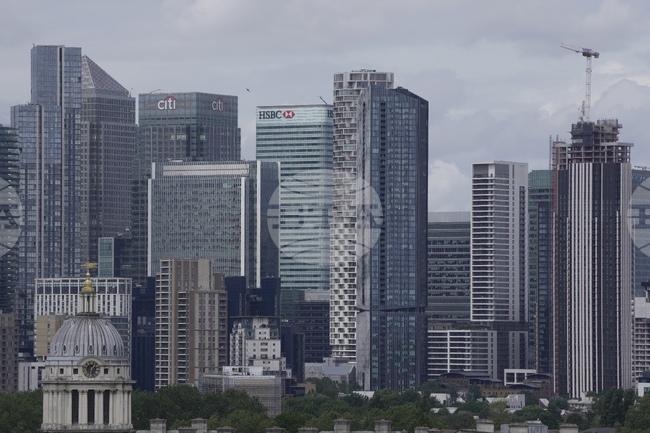 Водещите европейски борси приключиха търговията с понижение на индексите