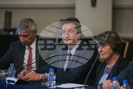 Дискусия на тема: „Конституцията от 1991 г. - Основа на българската държавност и право”