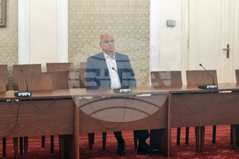 Народно събрание -  „Продължаваме промяната - Демократична България“ - Димитър Радев - среща