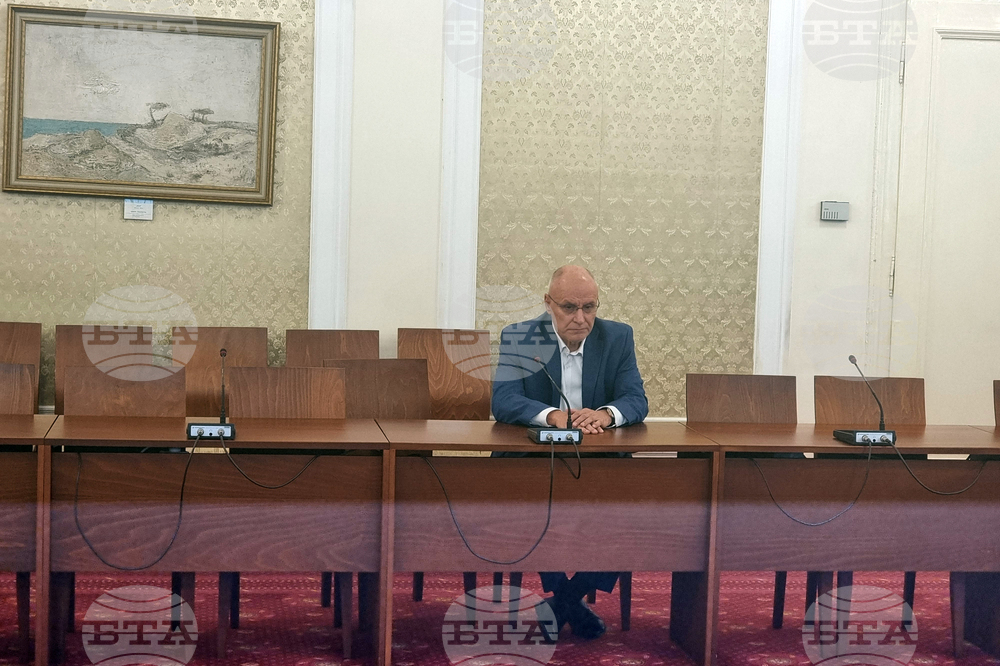 Народно събрание -  „Продължаваме промяната - Демократична България“ - Димитър Радев - среща