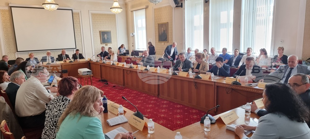 Парламент - Комисия по земеделието, храните и горите - заседание