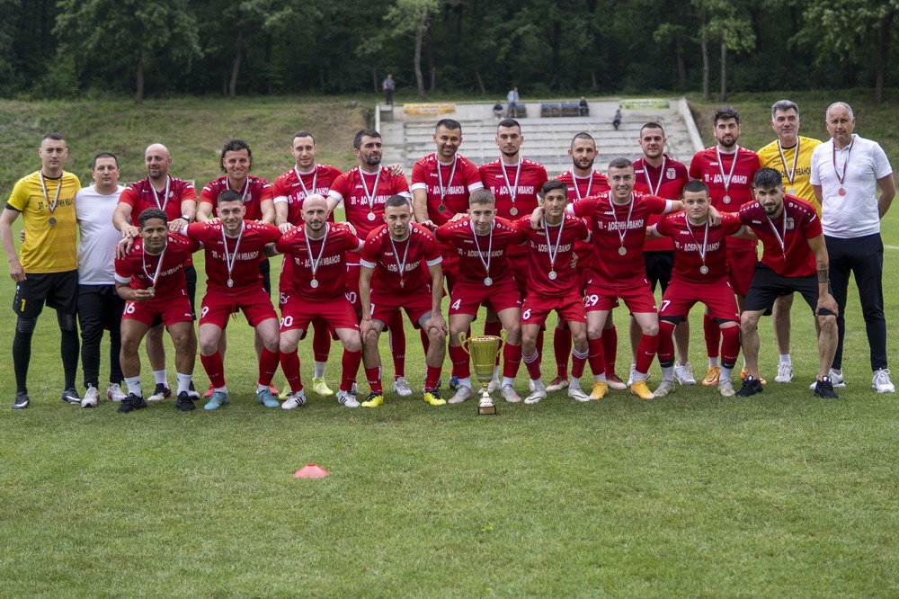 Севлиево и Септември (Тервел) си осигуриха участие във Втора лига през новия сезон, след като спечелиха Трета лига на Северозапад и Североизток