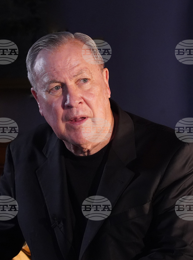 Вече е ясен финалният актьорски състав на "Бурята" с режисьор Робърт Уилсън