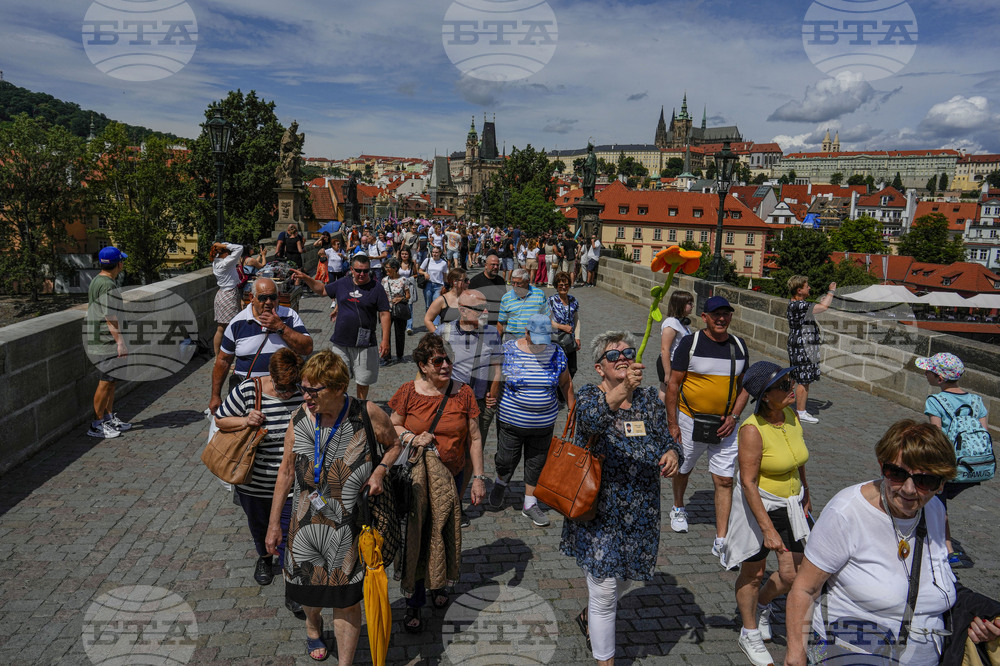 Нощувките в туристическите обекти в ЕС през 2025 г. достигат рекордните 3,08 млрд. 