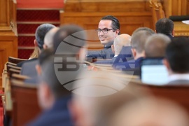 Парламент - заседание - Цончо Ганев