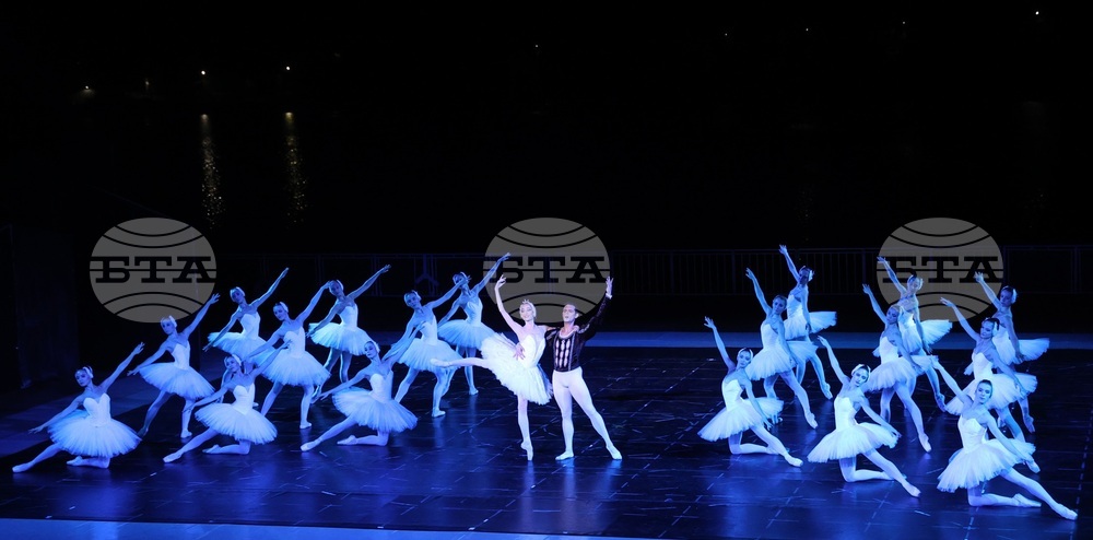 Swan Lake Opens Fourth Edition of Muses on the Water Summer Festival