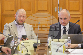 Парламент - Комисия по електронно управление и информационни технологии