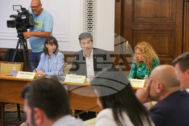 Парламент - Комисия по въпросите на Европейския съюз