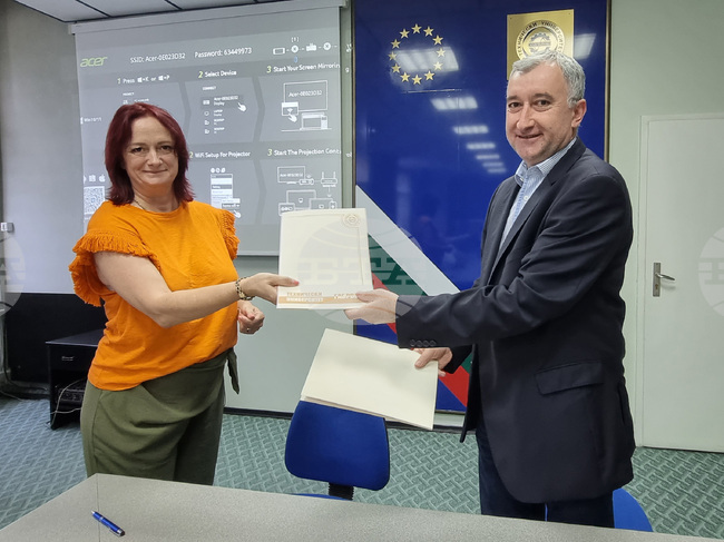 Габрово - ТУ-Габрово - "Костал България Аутомотив" ЕООД - договор за сътрудничество