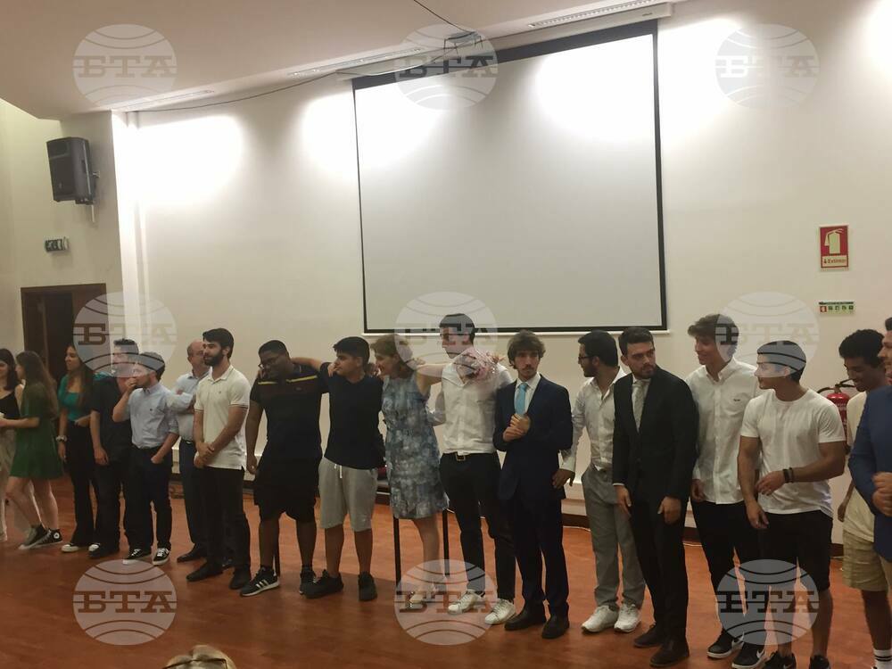 Българката Анелия Гюрова спечели конкурс за директор на Обединени училища „Еса де Кейрош“ в Лисабон