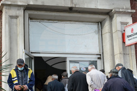 Хасково - пенсионери - опашка