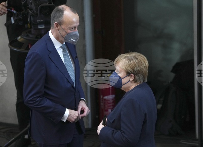 От Меркел до Мерц: Обратният завой на германските консерватори по въпроса с миграцията 