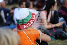 Роженски поляни - пилон „Рожен“ - издигане на националния флаг