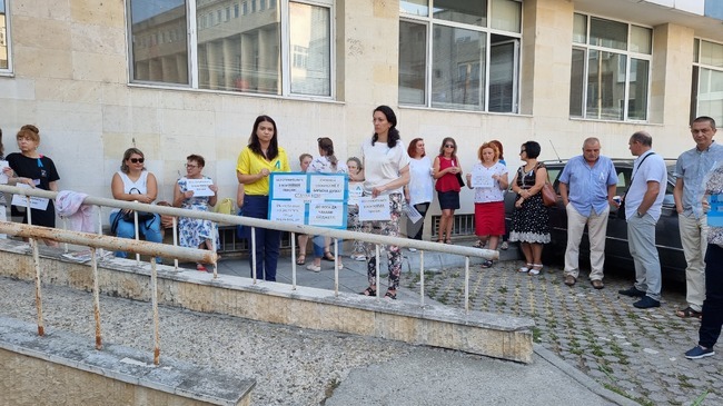 Добрич - НОИ - протест