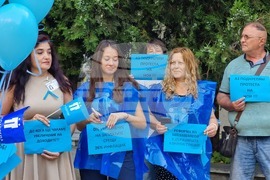 Ловеч - НОИ - протест