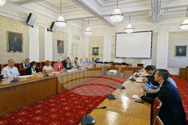 Парламент - ПП-ДБ - КНСБ - среща