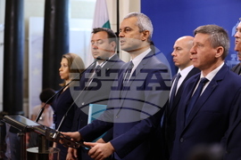 Парламент - Възраждане - брифинг