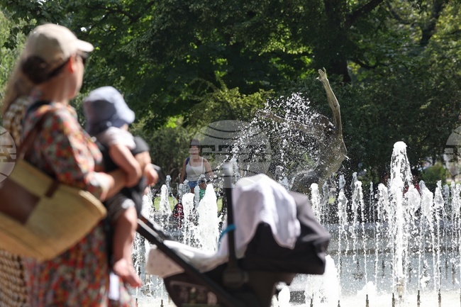 Горещо време