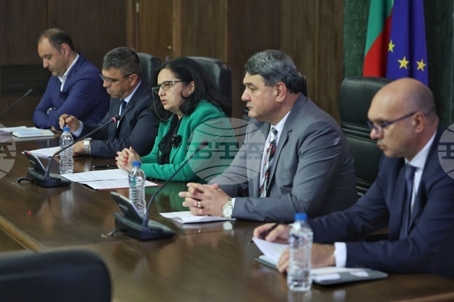 Съдебна палата - брифинг