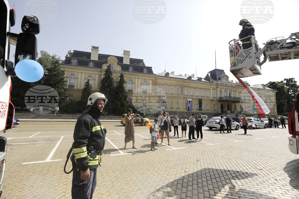 Пожарна служба София - годишнина