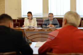 Парламент - ДПС - КНСБ - среща