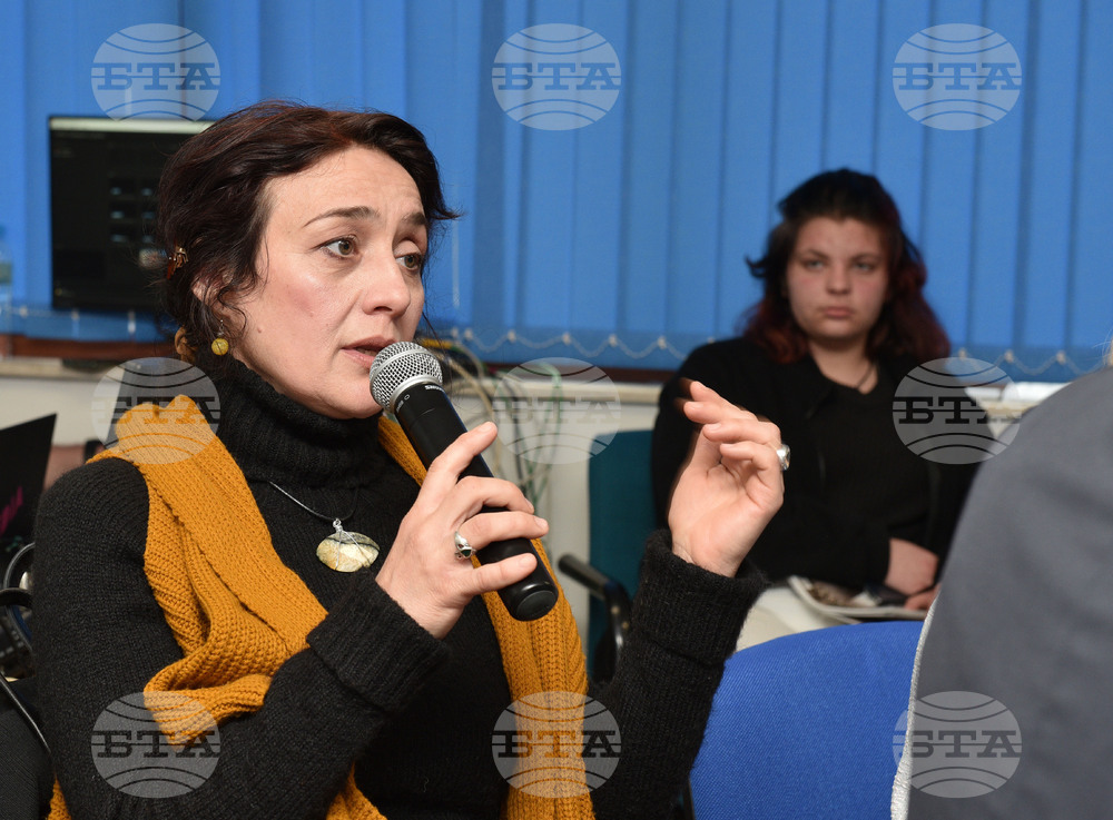 ЕС трябва да подпомага дебютните изяви на младите творци, смята д-р Доника Кирова от Варненския свободен университет