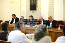 Парламент - БСП - КНСБ - среща