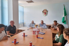 Разград - общинска администрация - баскетболисти - среща