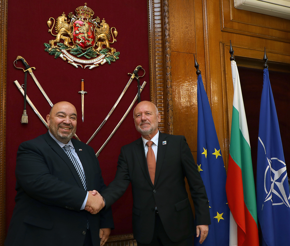 МО: Министър Тодор Тагарев се срещна с посланика на Гърция Н. Пр. Алексиос Либеропулос