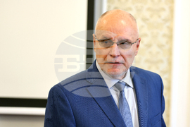 Парламент - Комисия по бюджет и финанси