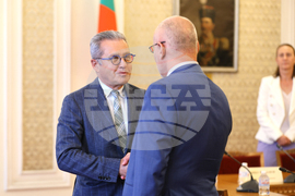 Парламент - Комисия по бюджет и финанси