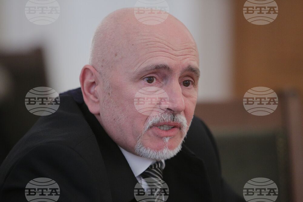 Парламент - Комисия по транспорт и съобщения