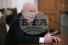 Парламент - Комисия по транспорт и съобщения