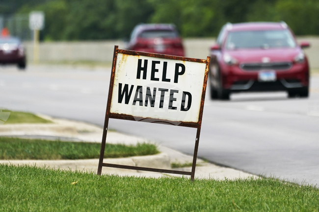 Новите молби за обезщетения при безработица в САЩ нарастват повече от очакваното