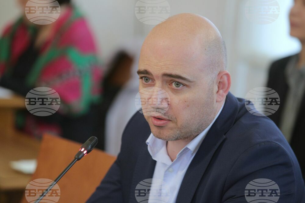 Председателят на Комисията по туризъм ще участва в официалното откриване на летния сезон