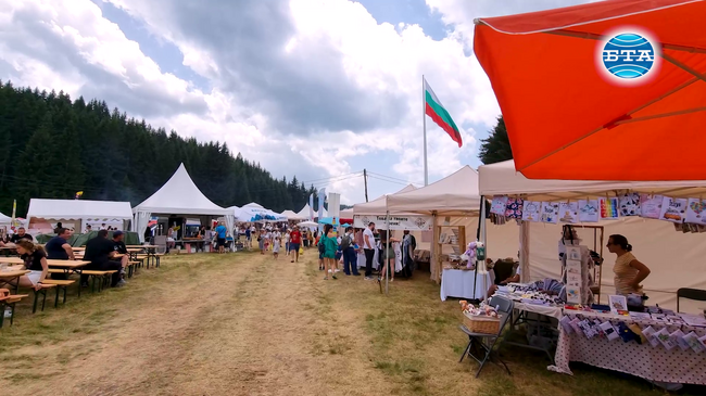 Хиляди гости от страната и чужбина се събраха на Роженските поляни за откриването на Националния събор на народното творчество „Рожен - 2023“