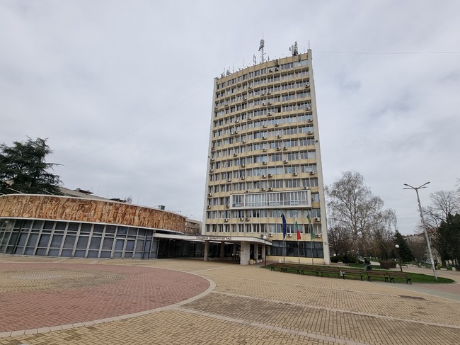 Димитровград изпрати протестни писма срещу процедурите за саниране, съобщиха от пресцентъра на администрацията