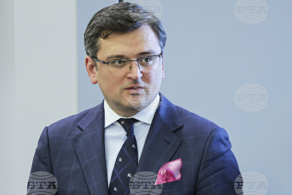 Кулеба обвини Лавров в съучастие в престъпления, извършени от руската армия в Украйна