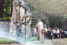 Бузлуджа - паметник - Хаджи Димитър