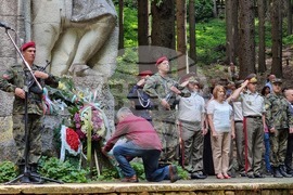 Бузлуджа - паметник - Хаджи Димитър