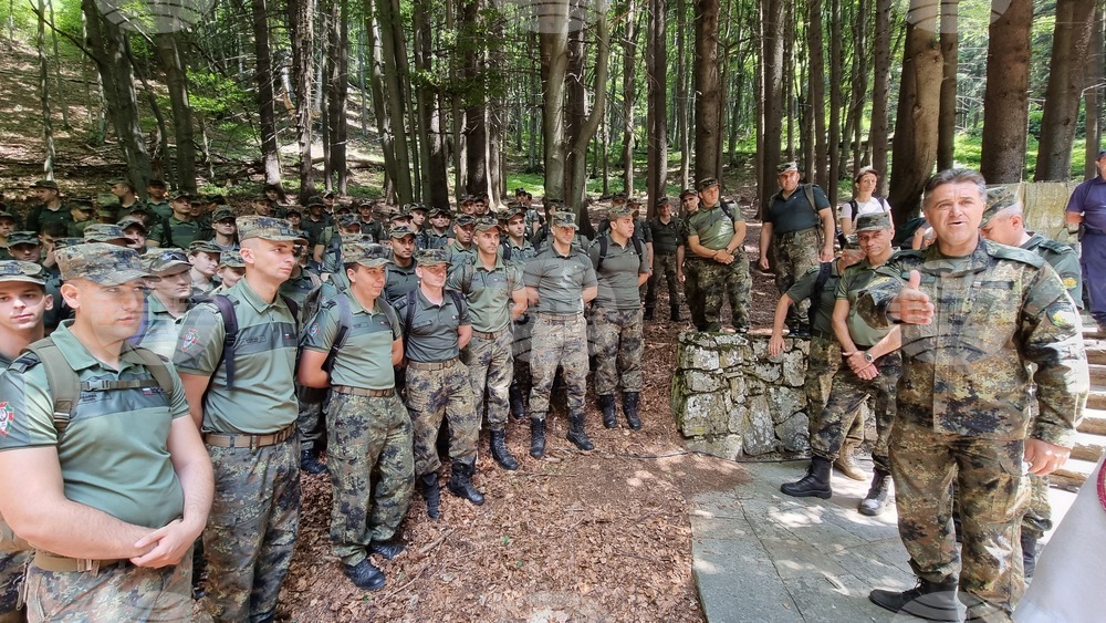 Бузлуджа - паметник - Хаджи Димитър