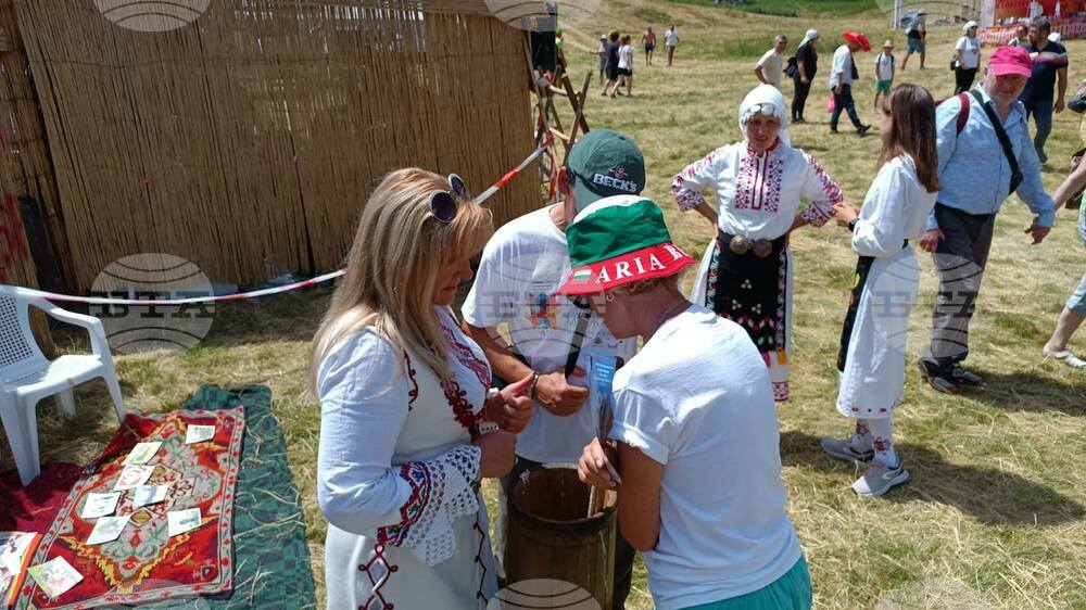 Момчиловци участва в Роженския събор със самодейци и щанд на традиционни продукти