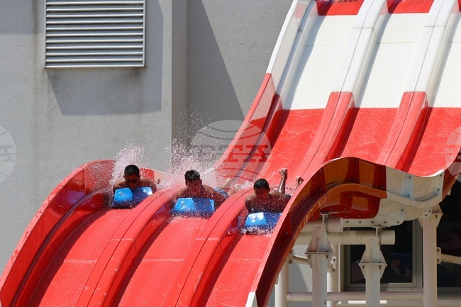 Горещо време