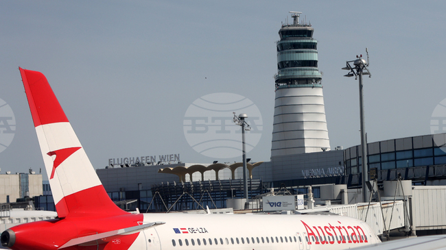 АПА: Тридесет и пет килограма канабис бяха задържани на летището във Виена