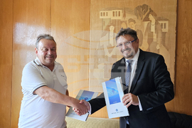 Смолян - Институт по астрономия - Българската телеграфна агенция - споразумение