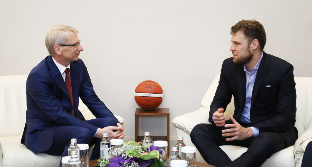 МС: Нова програма ще подкрепя елитния юношески и младежки спорт 