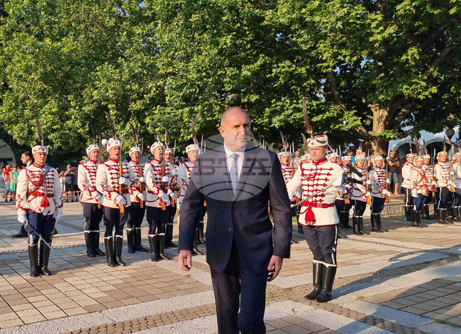 Румен Радев ще посети град Левски по повод 188-ата годишнина от рождението на Васил Левски и 80 години от обявяването на населеното място за град