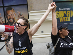 Hollywood Strikes