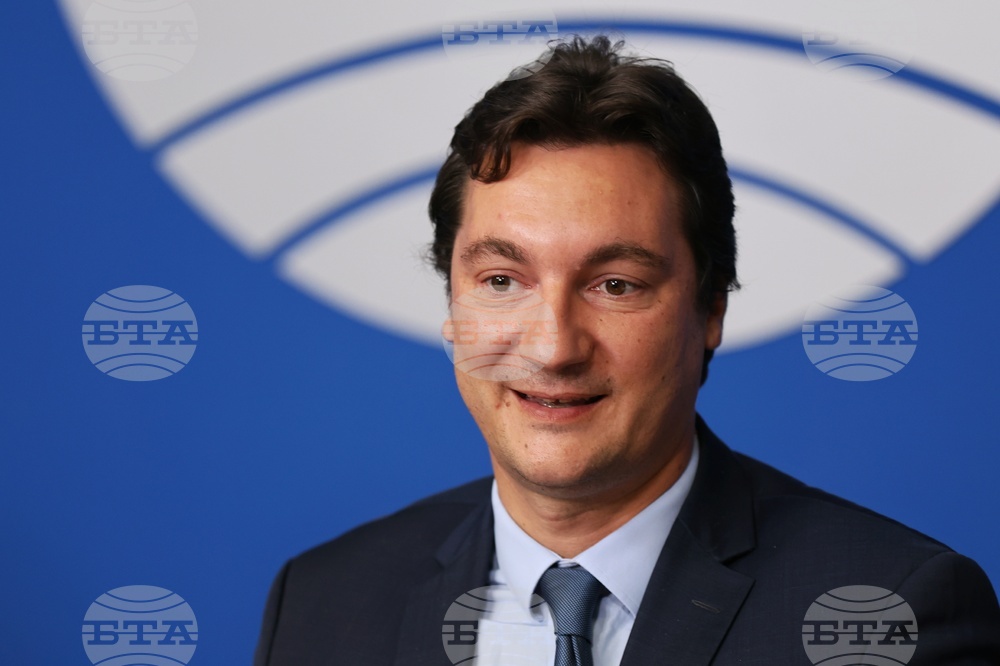 Национален пресклуб на БТА-София - връчване на благодарствени адреси