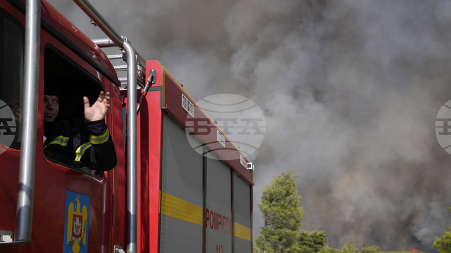 Пожар е избухнал тази нощ в завод за пластмаса в северната част на Атина